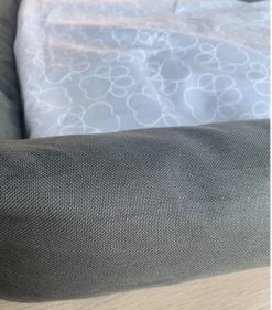 Pet Bed, Cozy Gray With Paw Print Design, Maskot -Pet Supplies Shop Lit pour animaux Cozy Gris avec Motif de Pattes