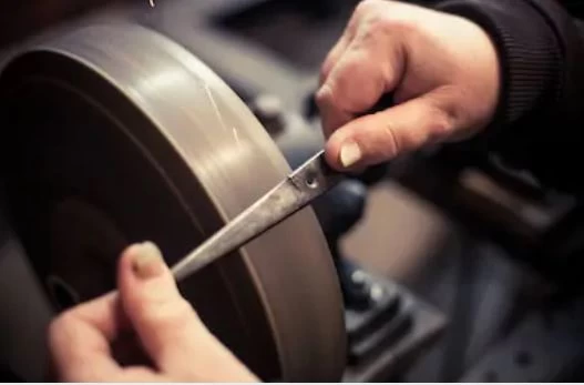 Professional Scissor Sharpening 2 Professional Scissor Sharpening - Image 2